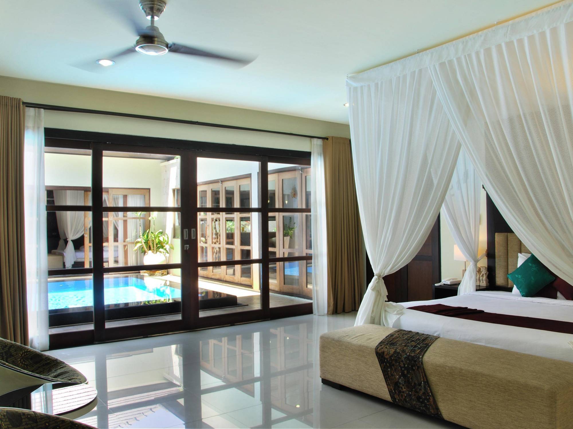 M Two Villas Seminyak 外观 照片