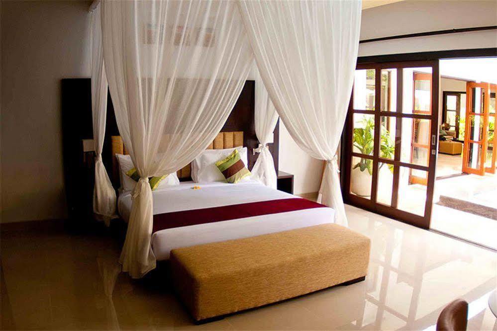 M Two Villas Seminyak 外观 照片